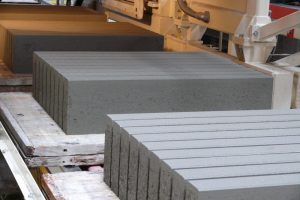 كيفية تنظيف الطوب الأسمنتي